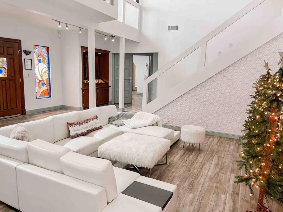 *Entertainment Villa* 5Min To Strip Optional Heated Pool Jacuzzi! Las Vegas Exterior photo